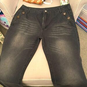 Black XXL women’s jeans